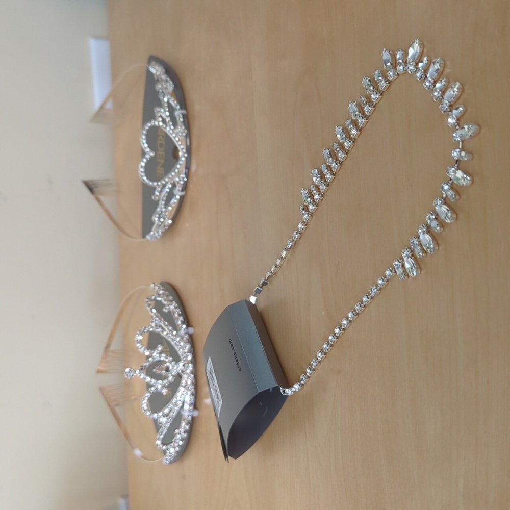 Ardene Tiaras and necklace Brand New